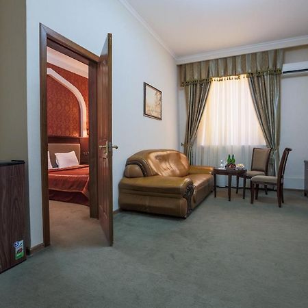 Avicenna Hotel Boukhara Extérieur photo