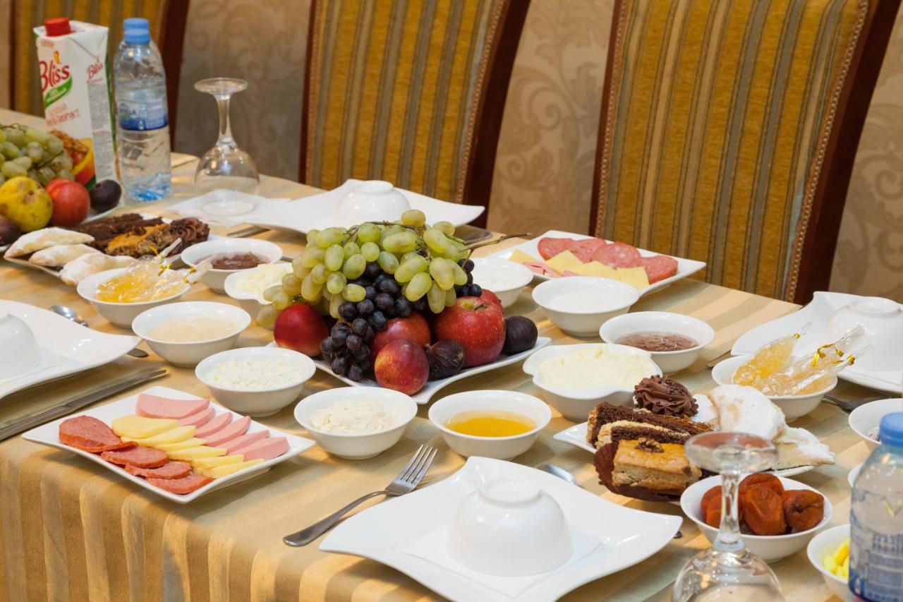 Avicenna Hotel Boukhara Extérieur photo