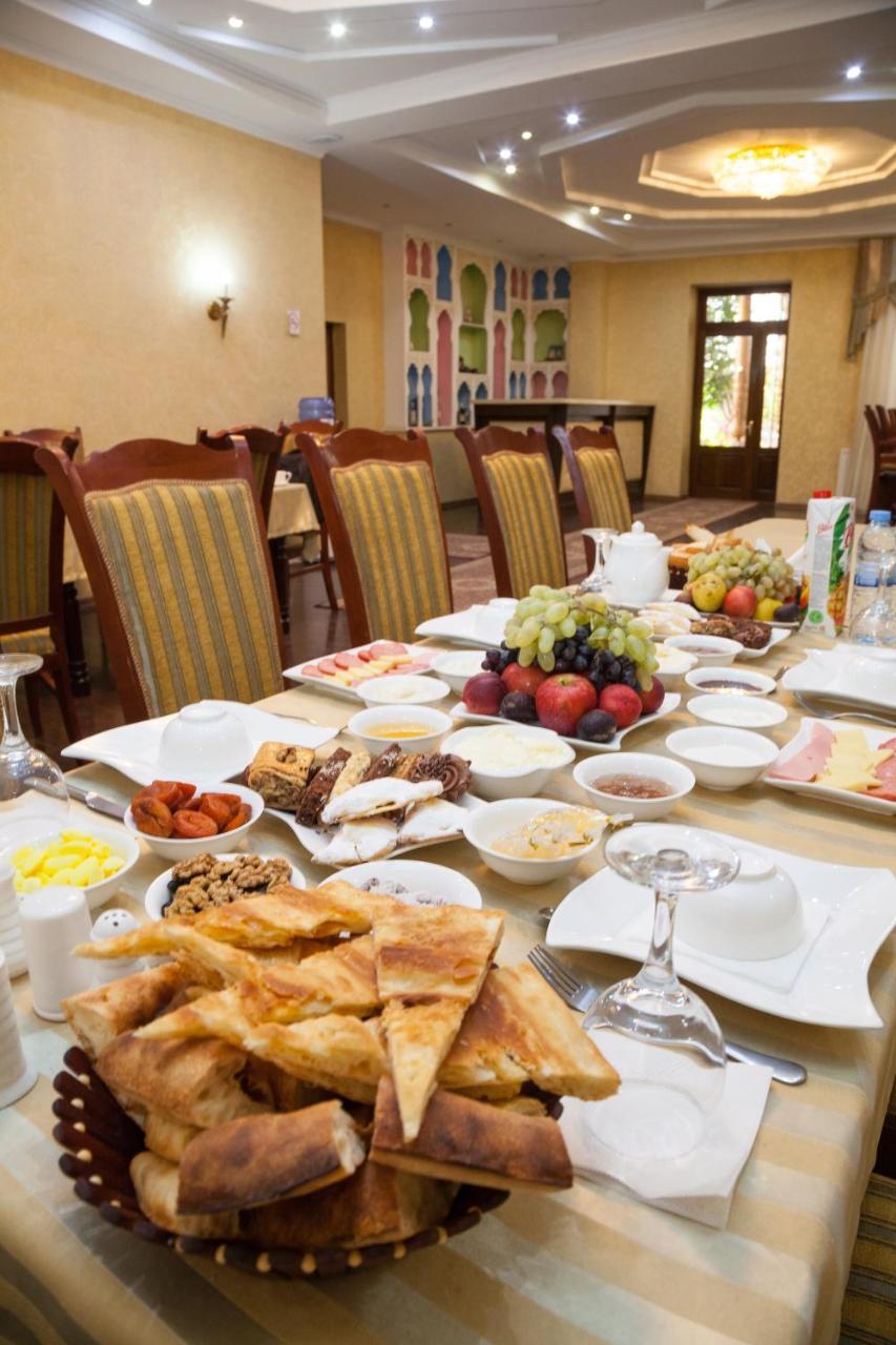 Avicenna Hotel Boukhara Extérieur photo